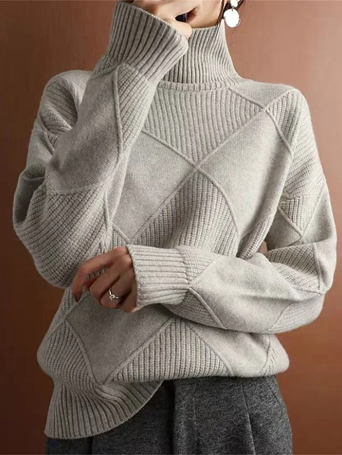 Knitting sweaters with high collar and modern color contrast