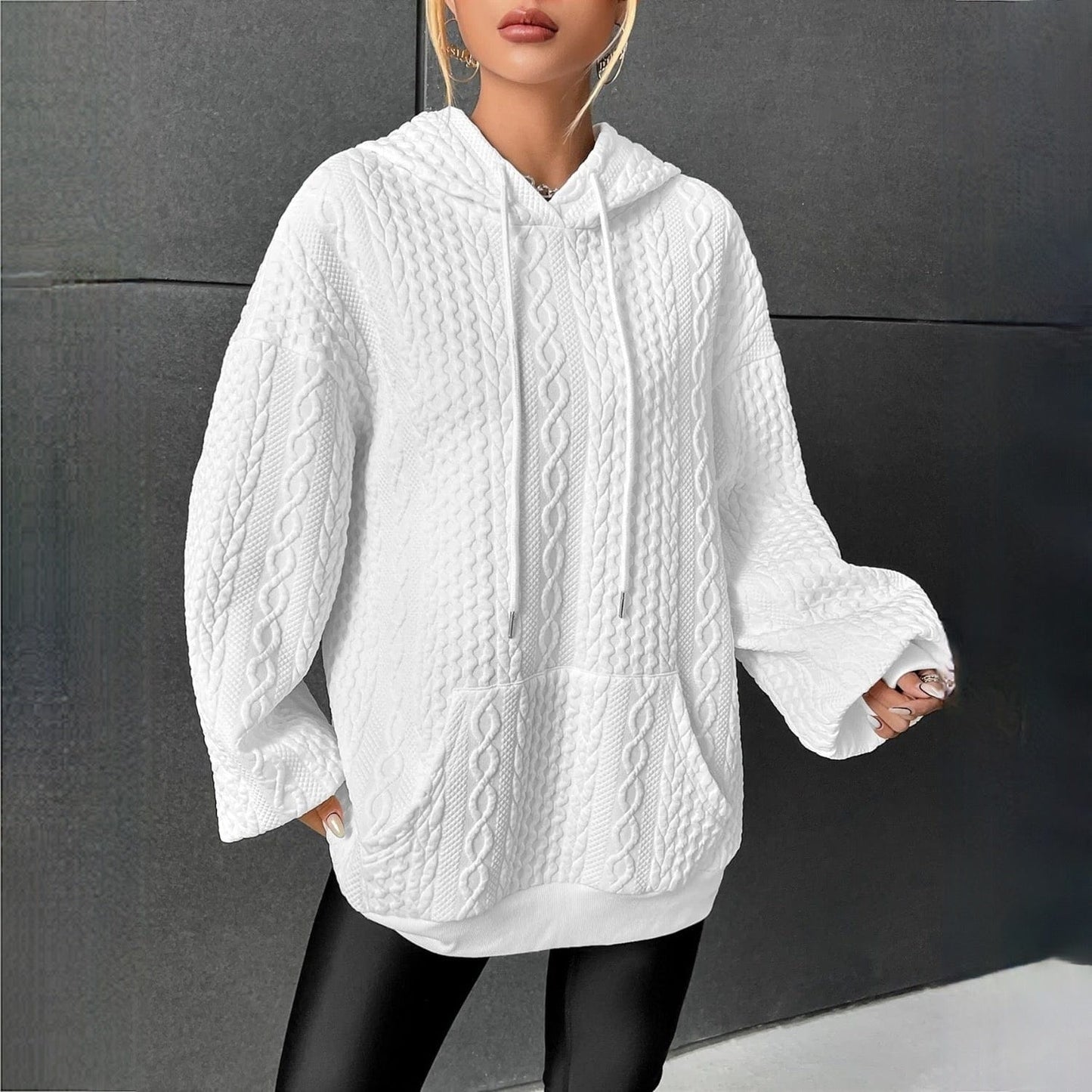 Ana Hoodie: stylish, warm hoodie for winter