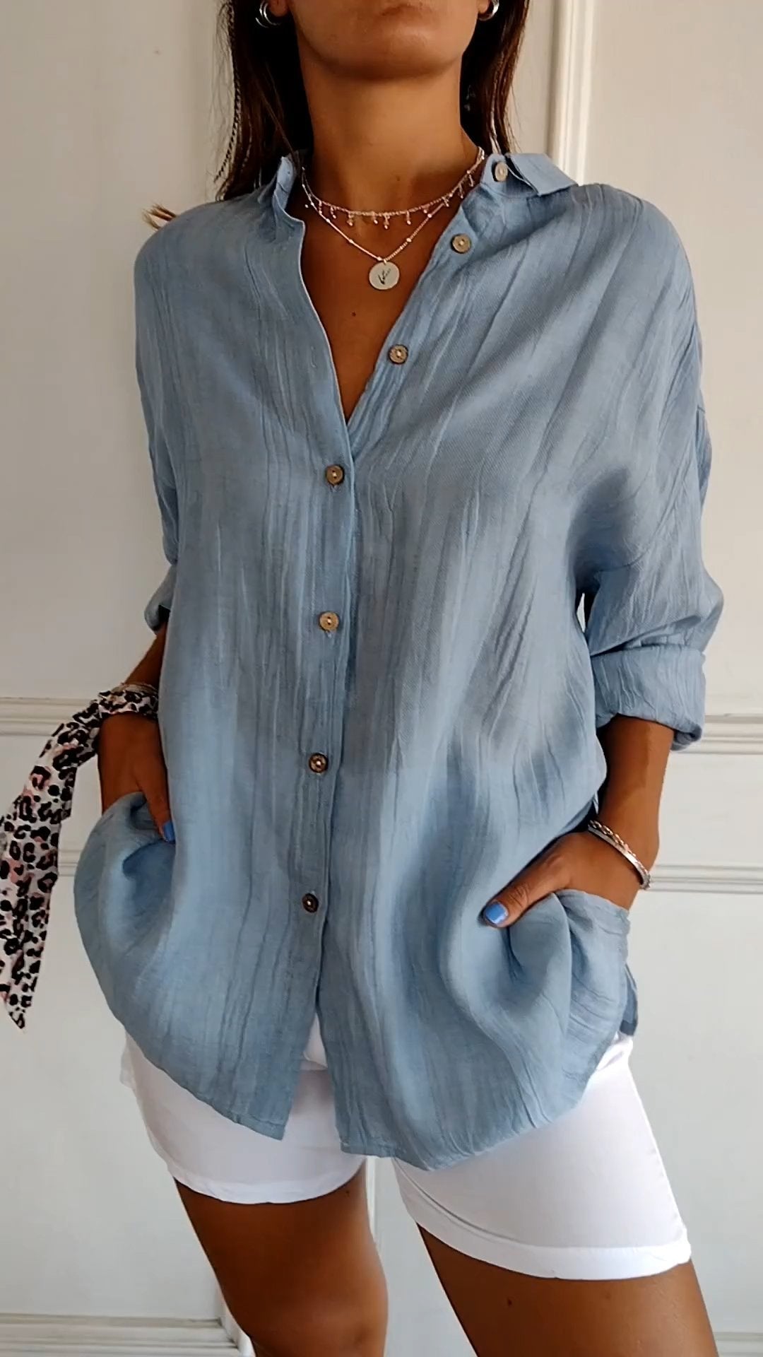 Mila | Elegant shirt with pleated style