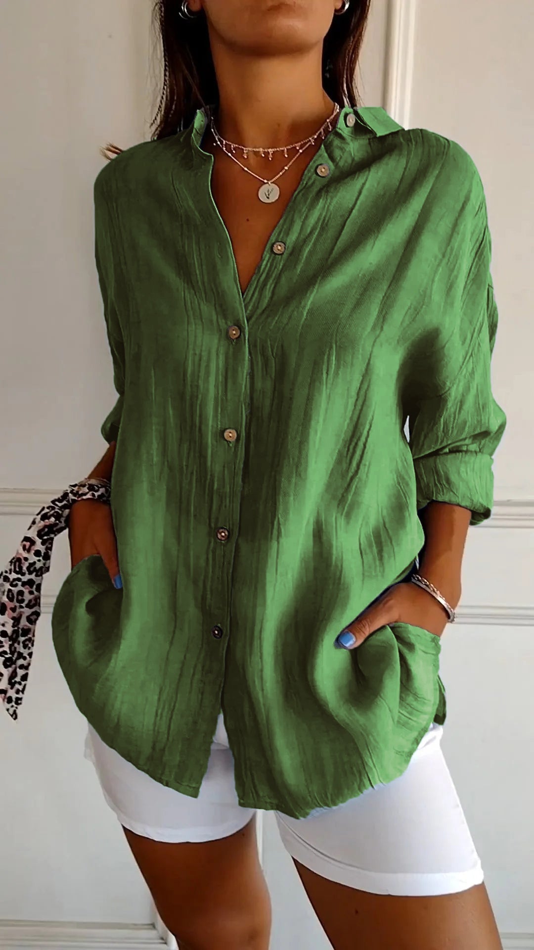 Mila | Elegant shirt with pleated style
