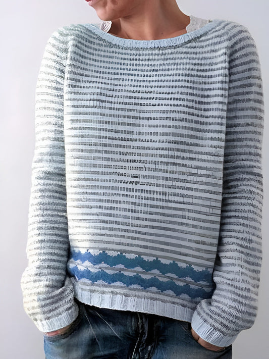 Women's sweater with strip patterns