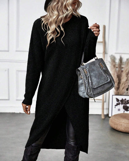 Women's sweater with wrapping room: stylish, warm and contemporary