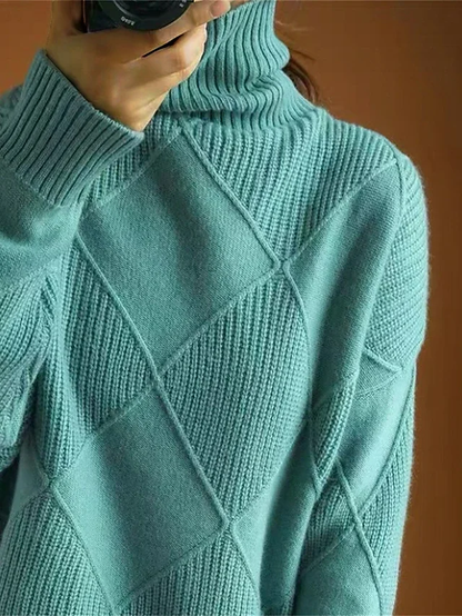 Knitting sweaters with high collar and modern color contrast