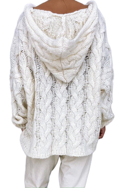 Sweaters made of soft cable knit with hood for women