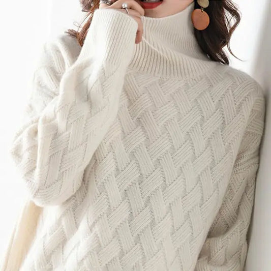 Sweaters made of soft cashmere for stylish women's look