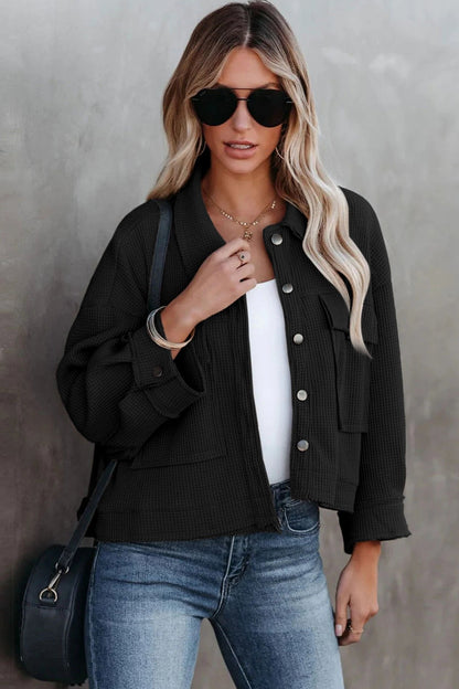 Long -sleeved women's sweater with collar - elegance & comfort