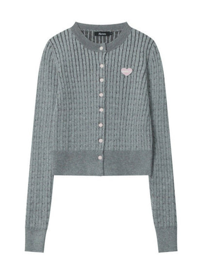 Knitted cardigan with long sleeves and embroidered top