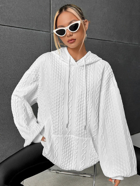 Ana Hoodie: stylish, warm hoodie for winter