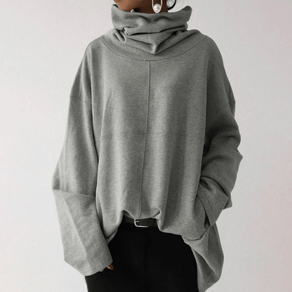 Sweater in fashionable oversize for an elegant look for women
