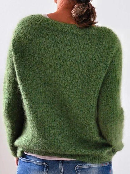 Knitting sweater with a relaxed cut